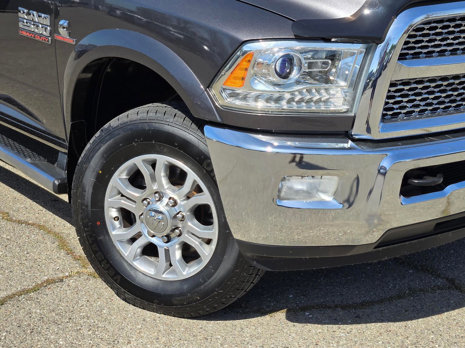 Used 2014 RAM 2500 Laramie w/ Convenience Group image 6