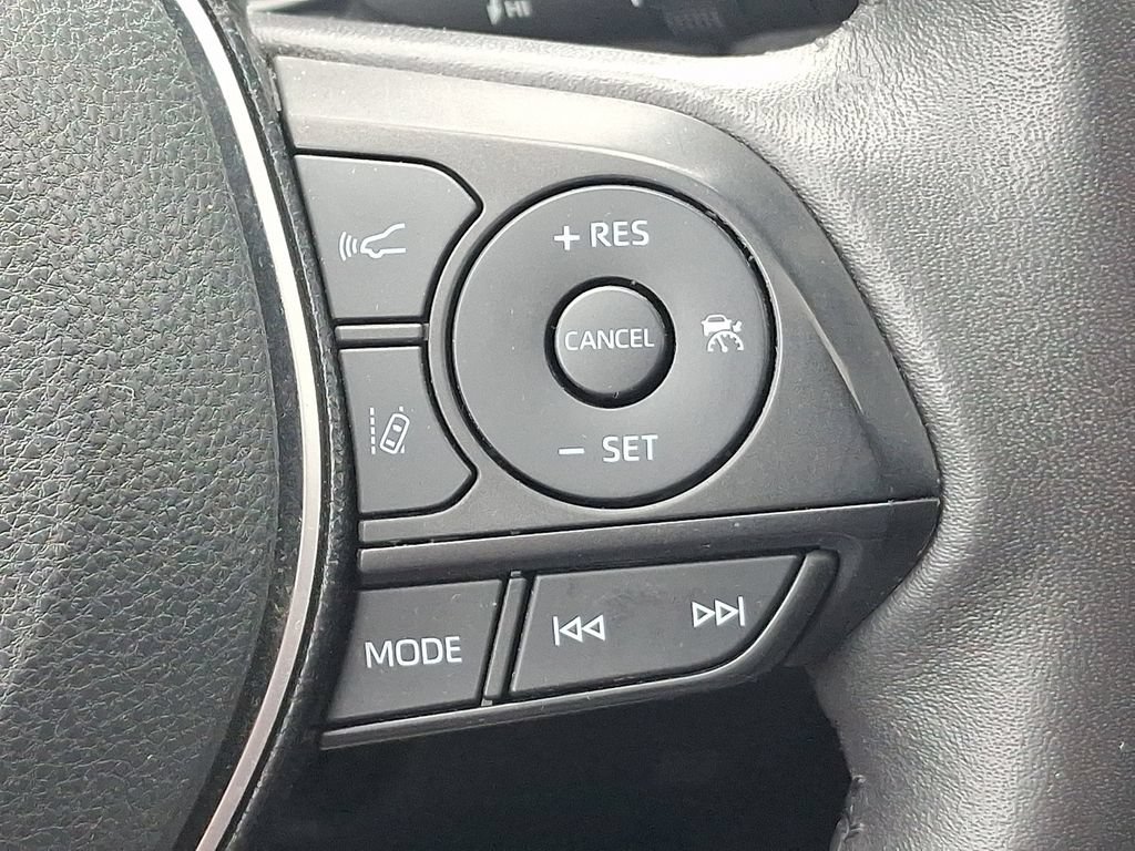 Used 2020 Toyota RAV4 XLE w/ Convenience Package AWD/4WD image 22