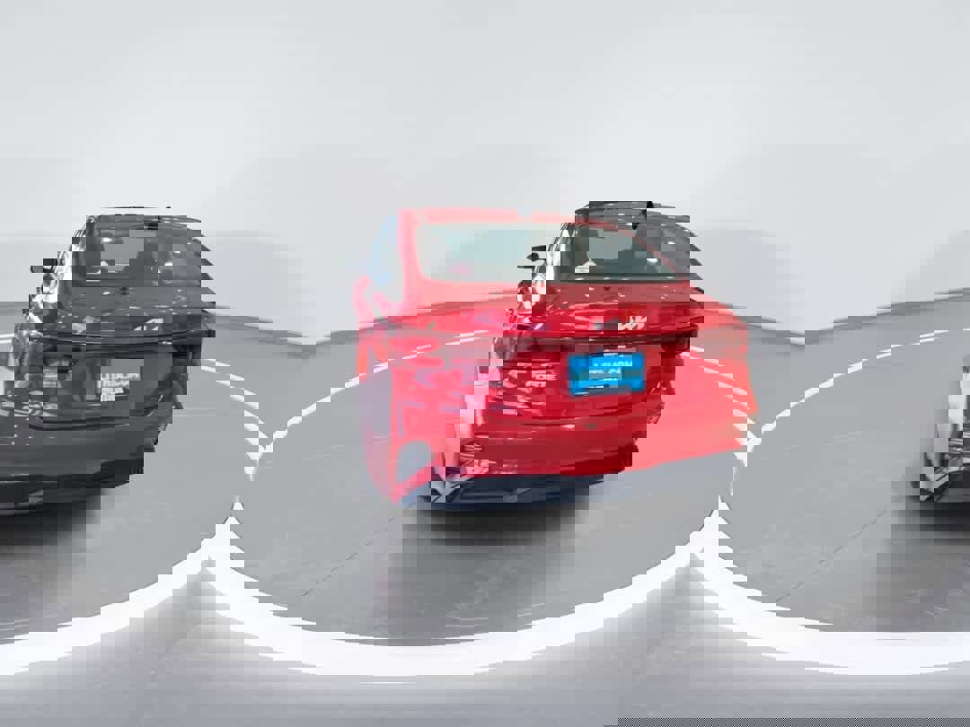 Used 2023 Kia Forte LXS image 7