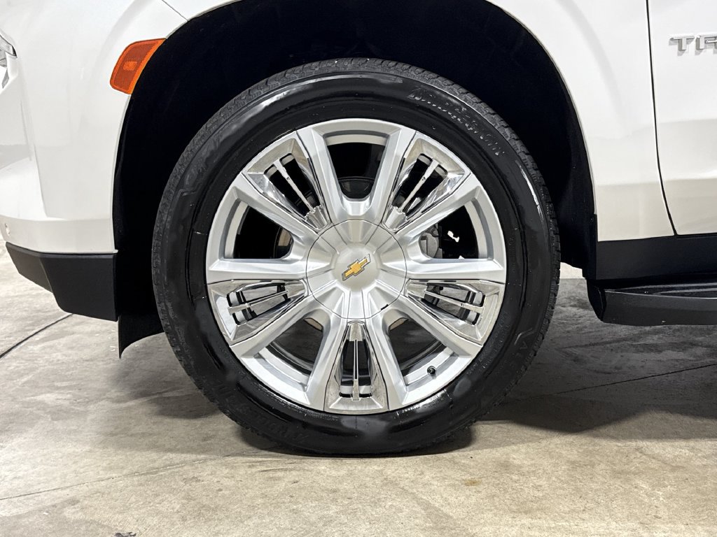 Used 2023 Chevrolet Tahoe High Country AWD/4WD image 29