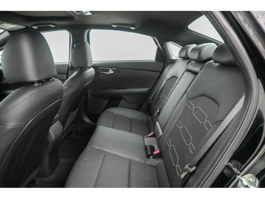 Used 2024 Kia Forte GT-Line w/ GT-Line Premium Package image 25