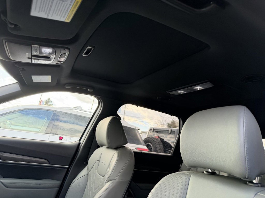 Used 2023 Kia Telluride EX X-Line image 26