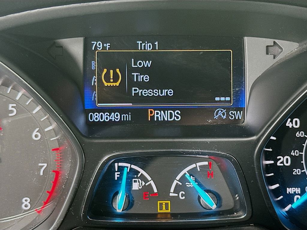 Used 2019 Ford Escape SE FWD image 17