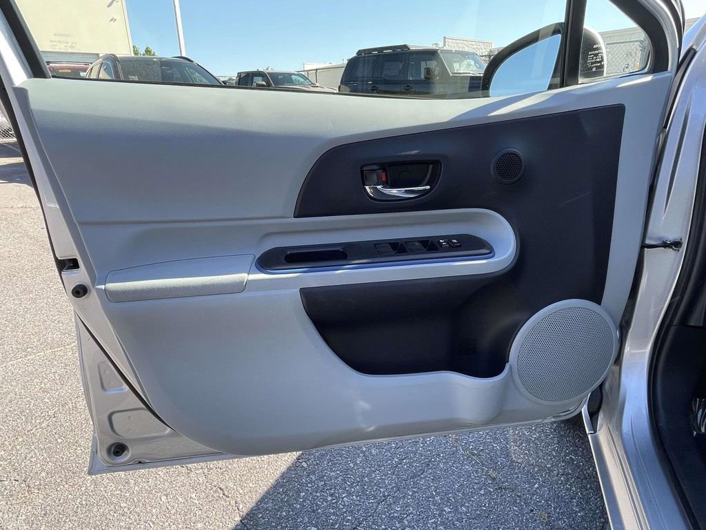 Used 2012 Toyota Prius C Three FWD image 19
