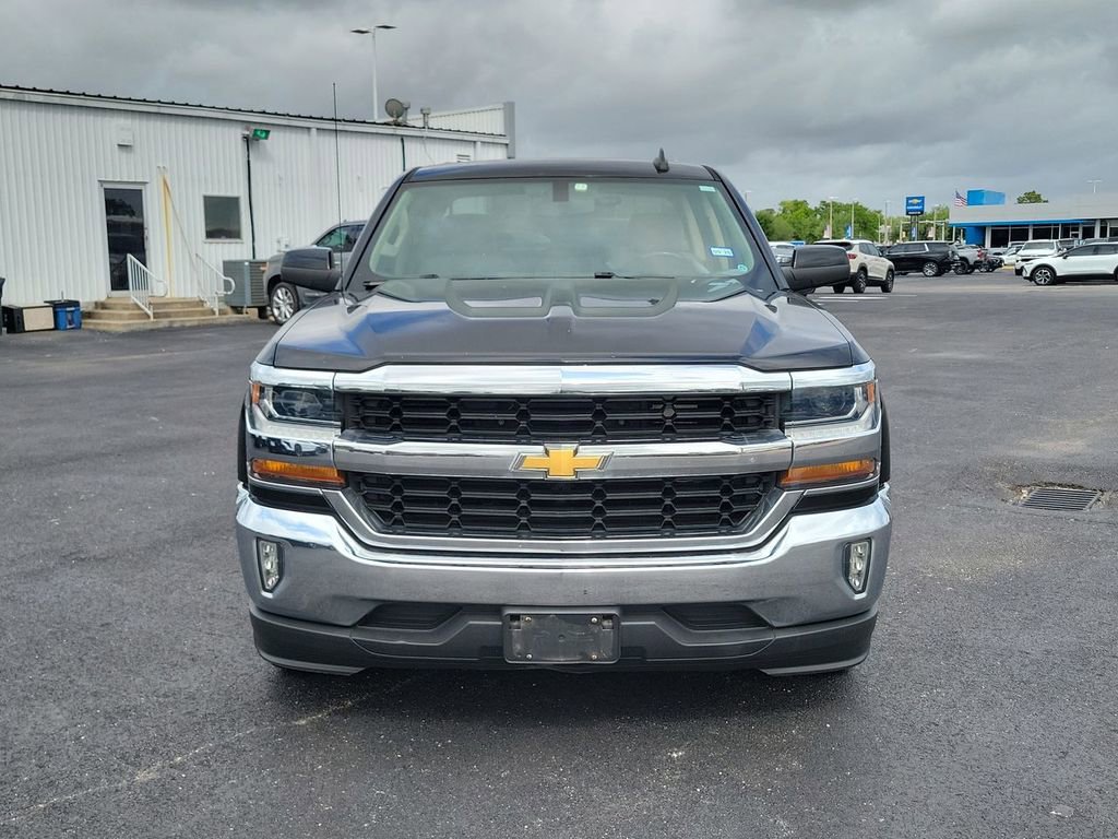 Used 2018 Chevrolet Silverado 1500 LT w/ Texas Edition RWD image 9