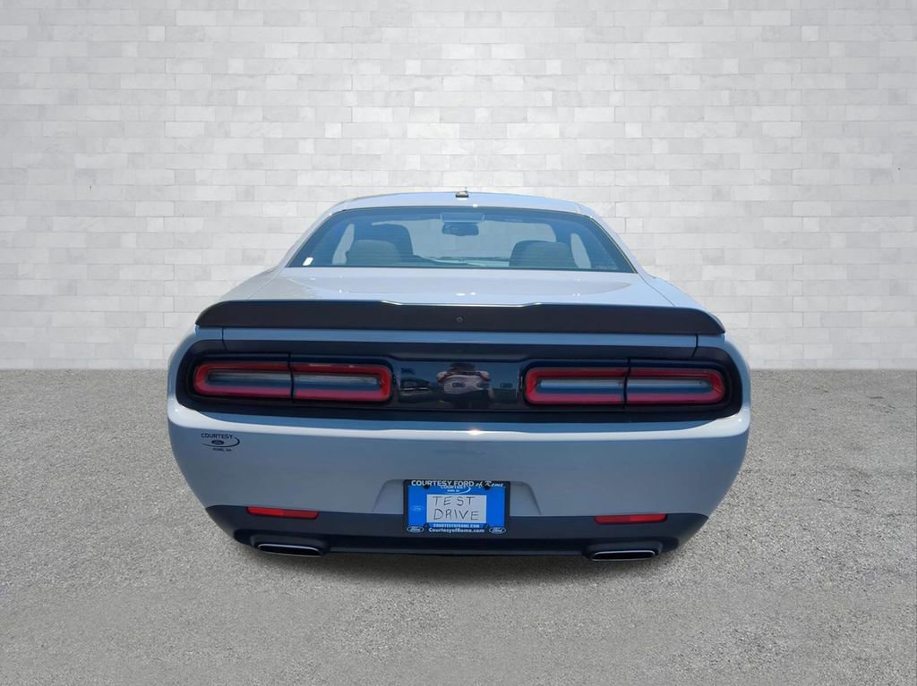 Used 2020 Dodge Challenger SXT w/ Blacktop Package image 6