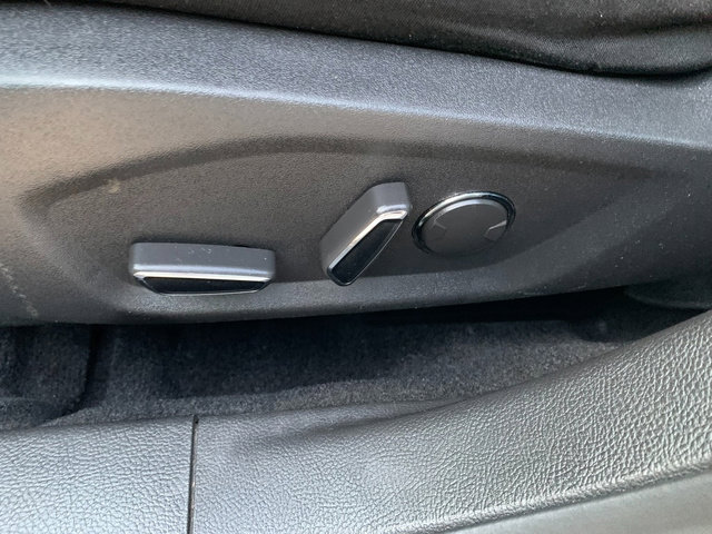 Used 2014 Ford Fusion SE image 25