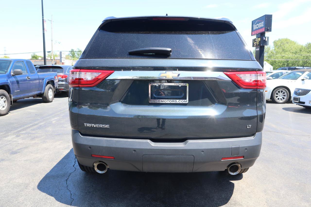 Used 2019 Chevrolet Traverse LT FWD image 4