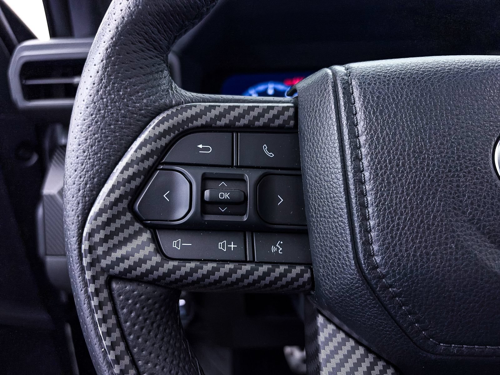 Used 2024 Toyota Tacoma TRD Pro AWD/4WD image 35