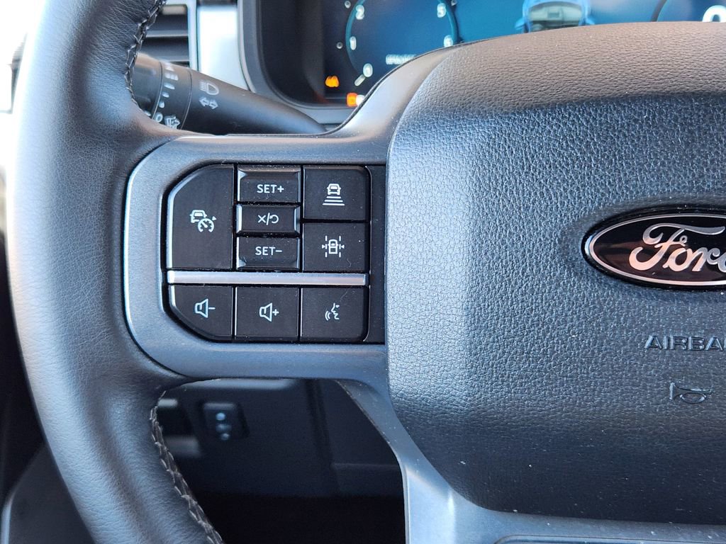 Used 2025 Ford F150 Lariat w/ Equipment Group 501A Mid image 19