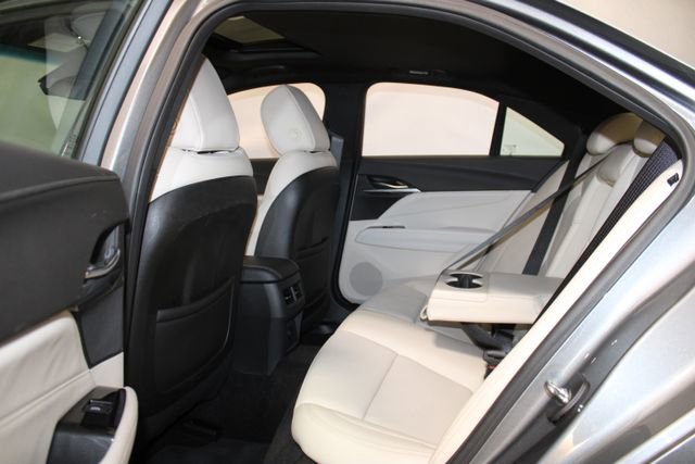 Used 2020 Cadillac CT4 Premium Luxury AWD/4WD image 9