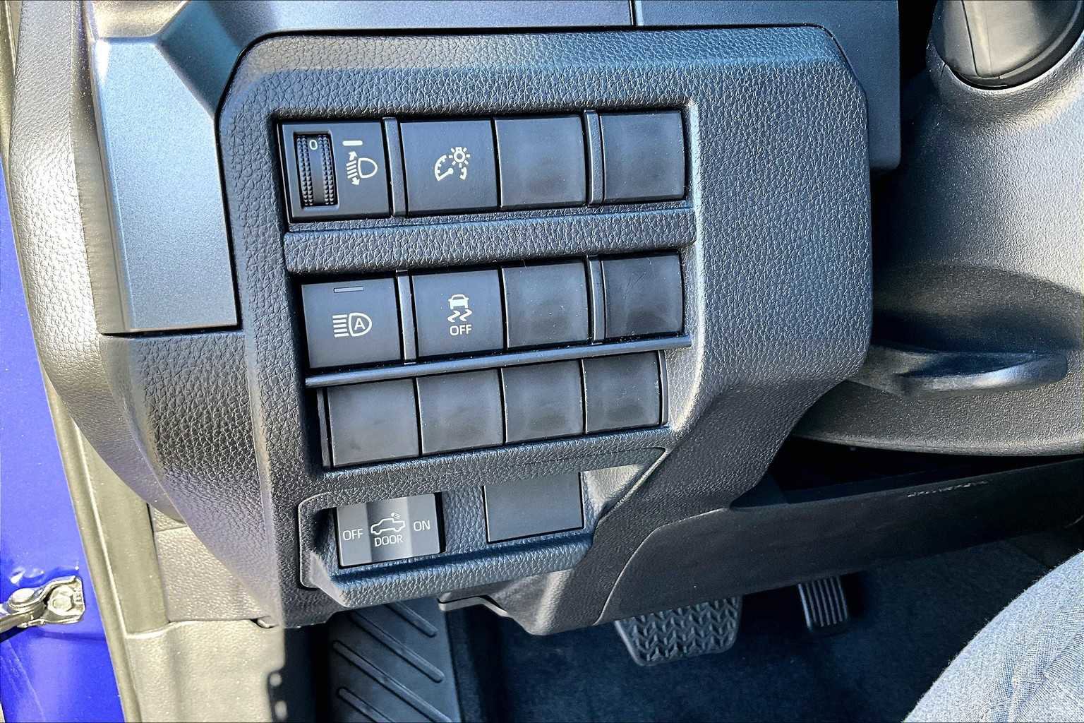 New 2025 Toyota Tacoma SR5 image 19