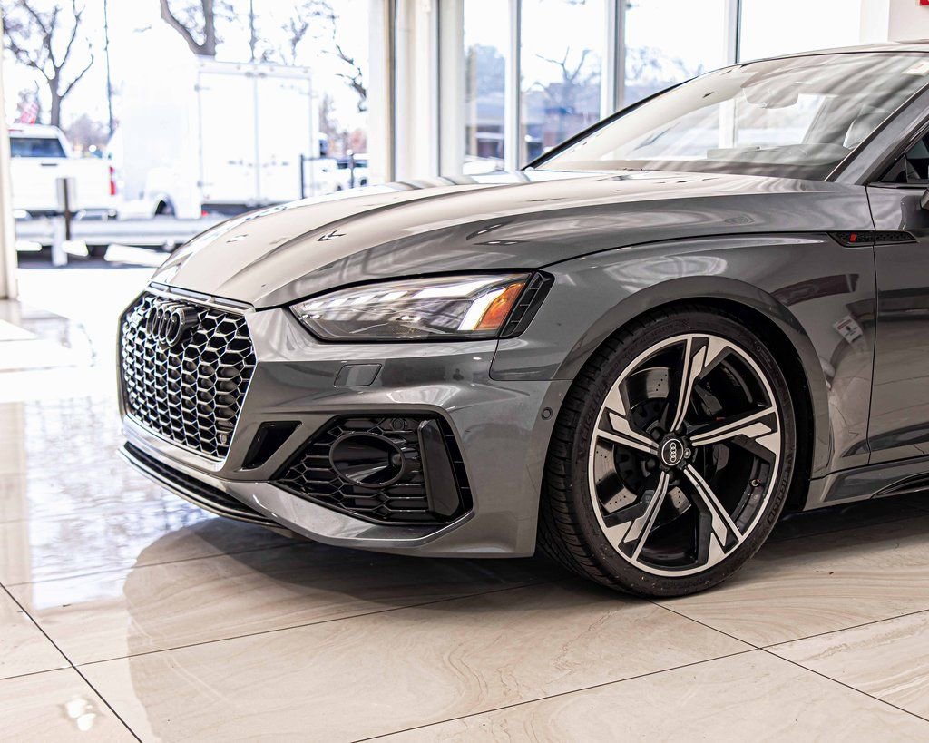 Used 2022 Audi RS 5 w/ RS Driver Assistance Package image 4