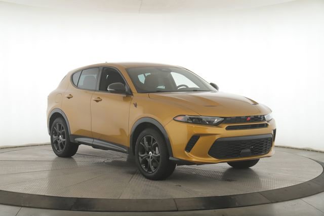 Used 2024 Dodge Hornet R/T w/ R/T Blacktop Package image 1