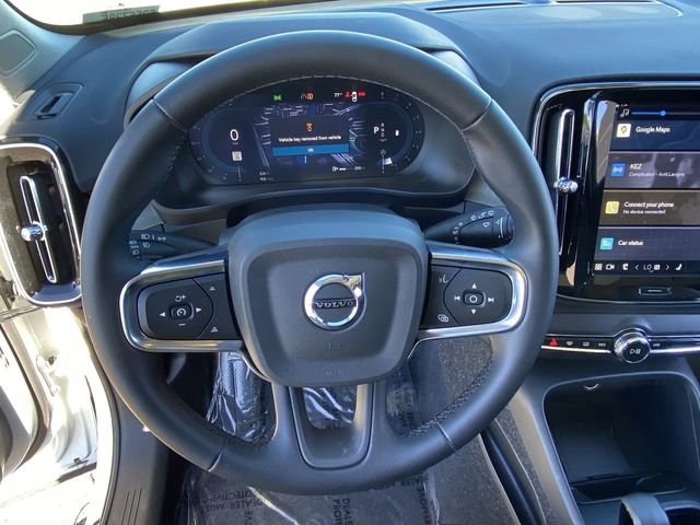 Certified 2025 Volvo XC40 B5 Core w/ Protection Package Premier image 23