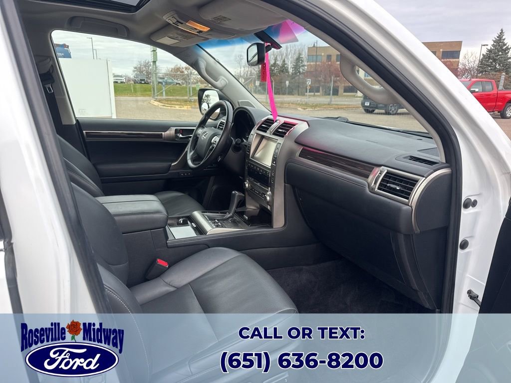 Used 2015 Lexus GX 460 image 36