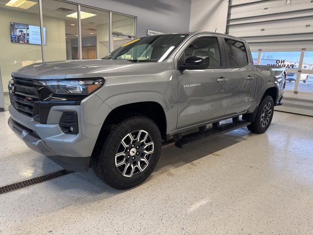 Used 2024 Chevrolet Colorado Z71 image 4
