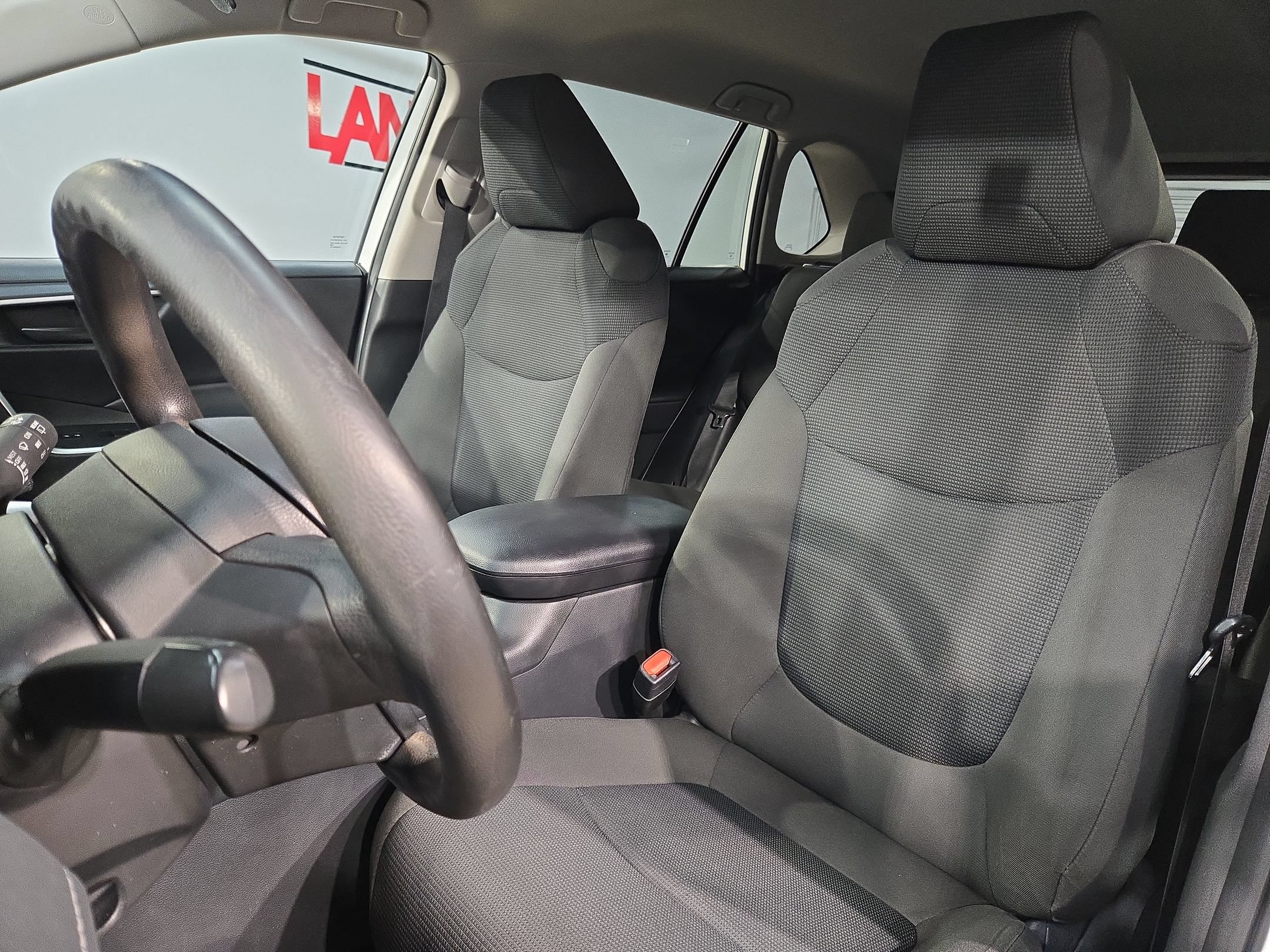 Used 2024 Toyota RAV4 LE AWD/4WD image 24