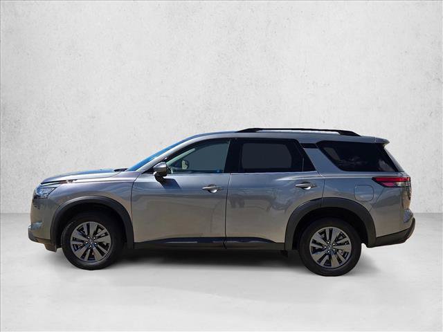 Used 2024 Nissan Pathfinder SV FWD image 9