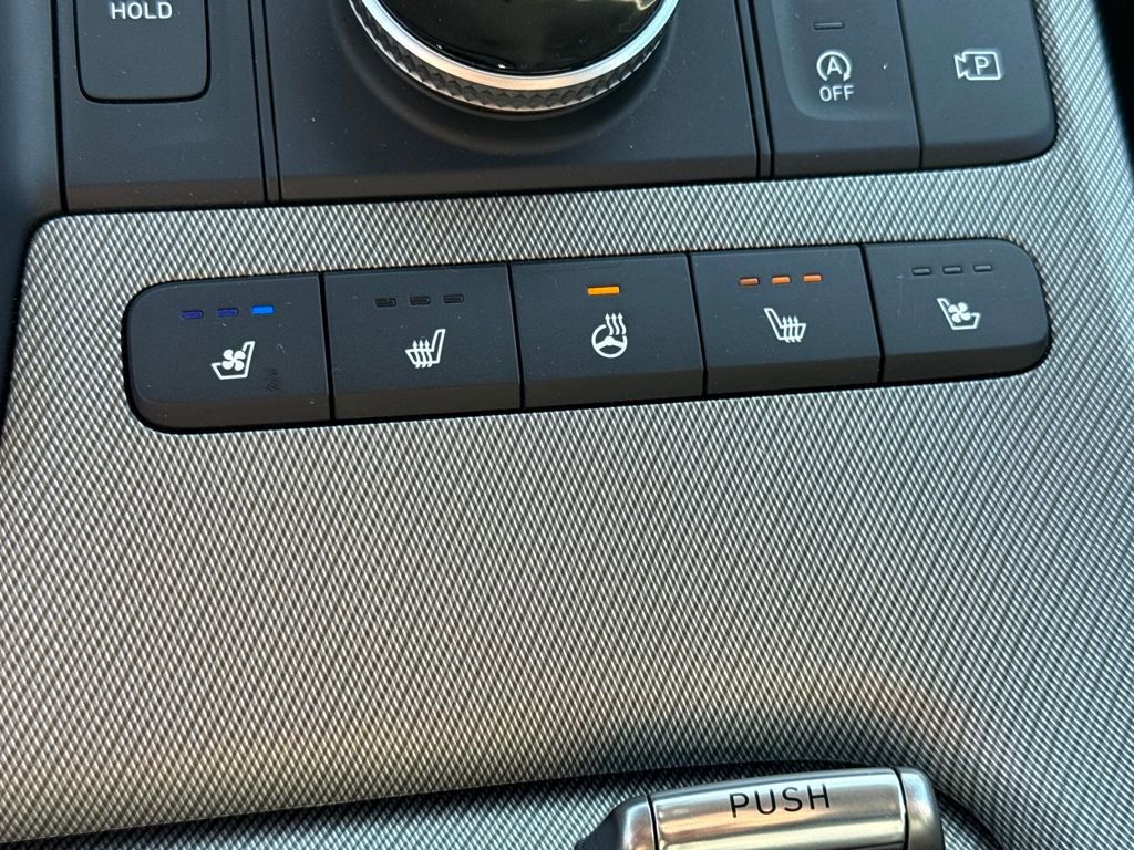 Used 2024 Hyundai Palisade SEL image 32