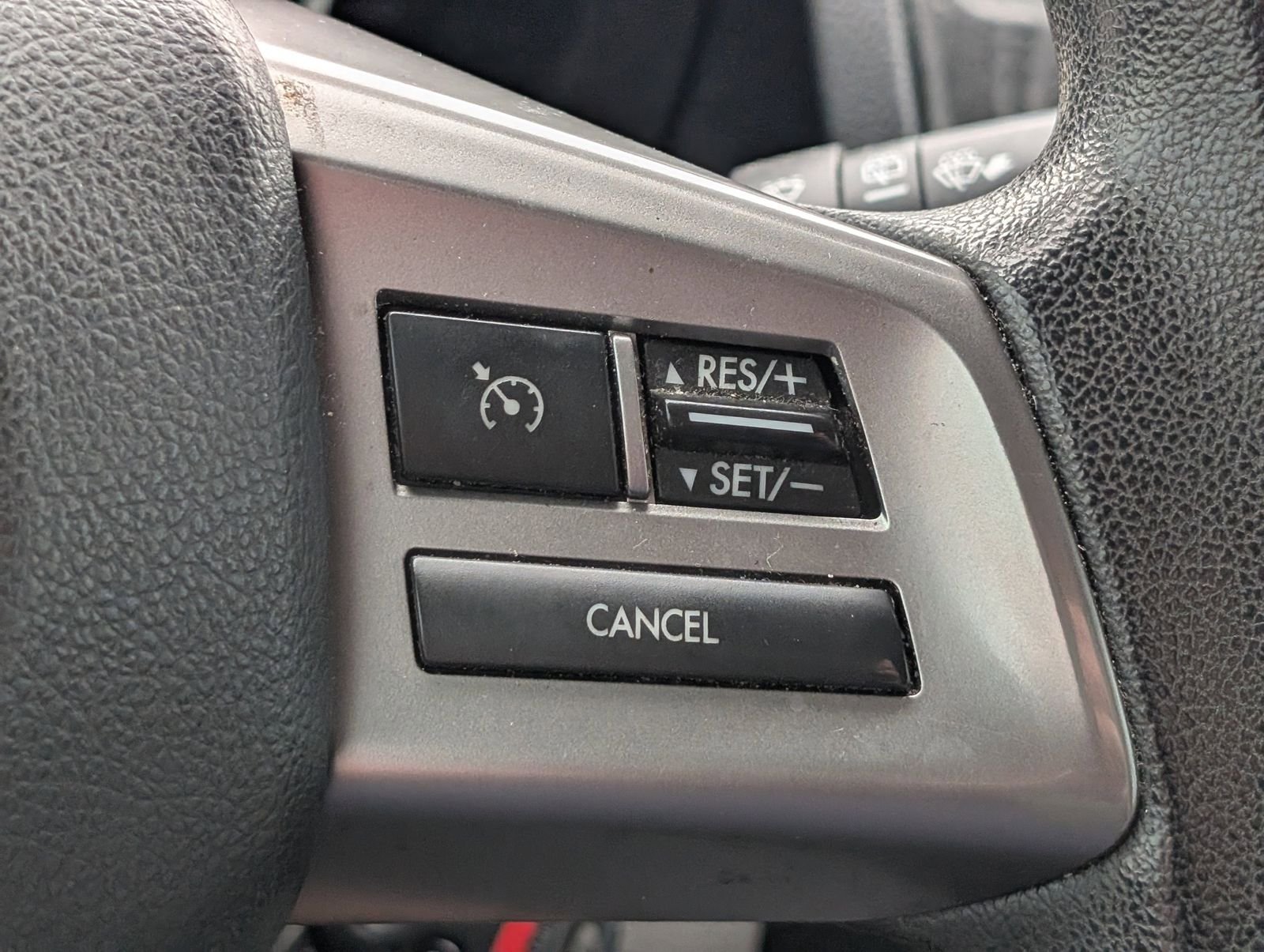 Used 2015 Subaru Forester 2.5i AWD/4WD image 22