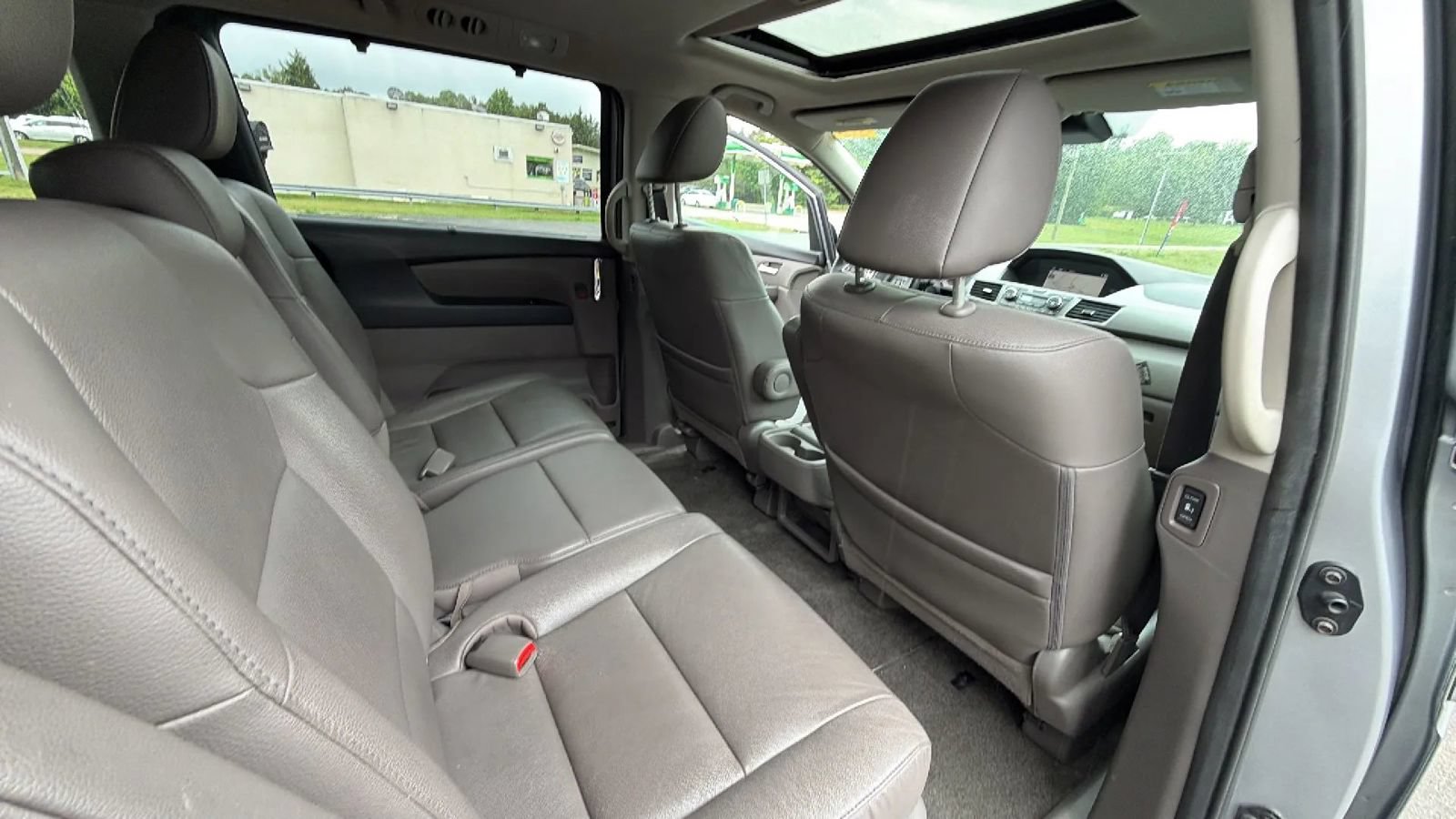 Used 2016 Honda Odyssey EX-L image 47