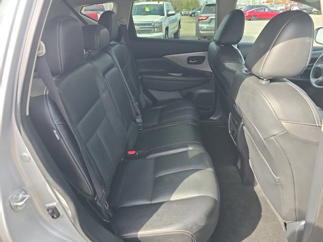 Used 2020 Nissan Murano SL w/ Moonroof Package image 15
