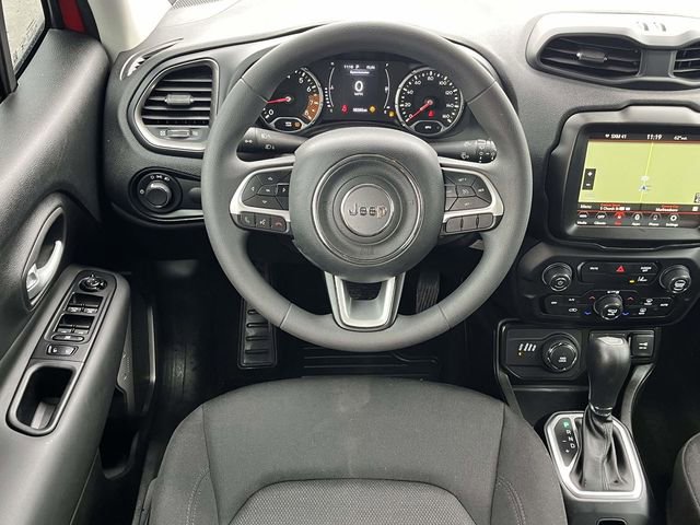 Used 2023 Jeep Renegade Latitude image 17