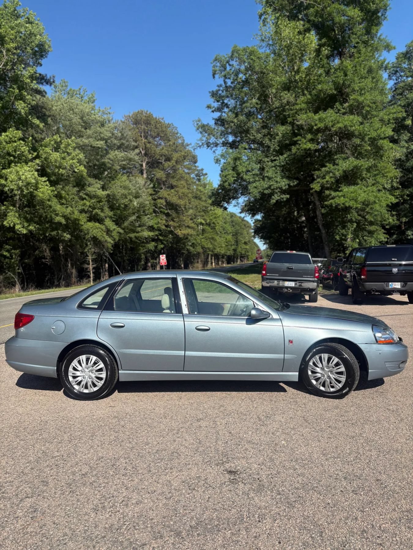 Used 2003 Saturn L-Series L200 w/ Audio Pkg I FWD image 9