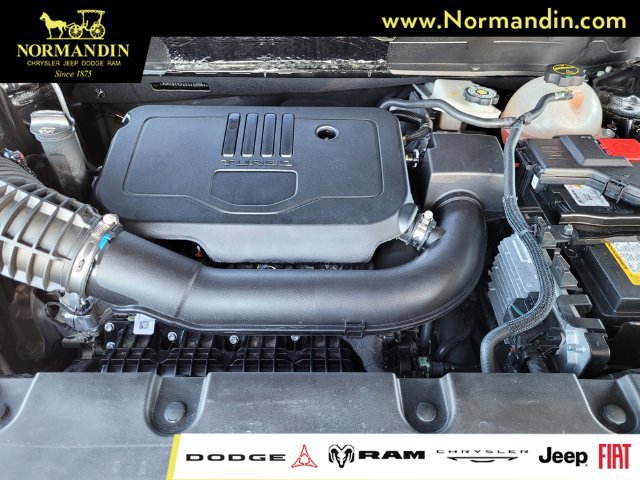 Used 2025 Chevrolet Blazer LT FWD image 20