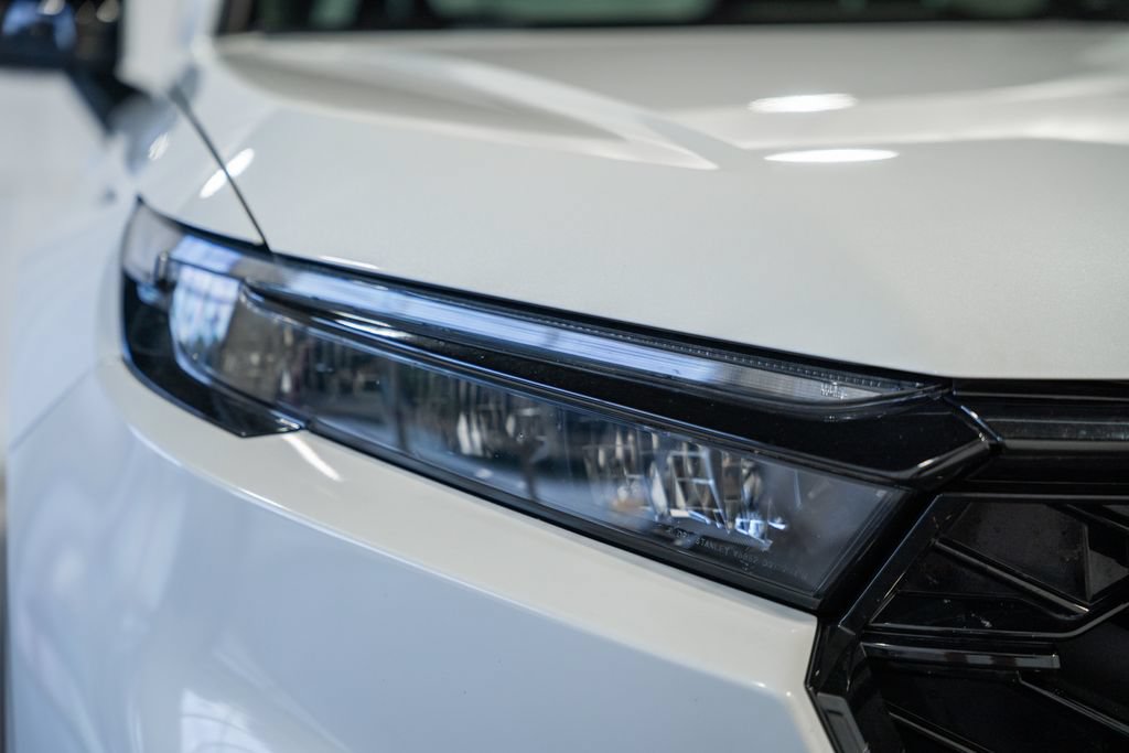 Used 2023 Honda CR-V Sport image 13
