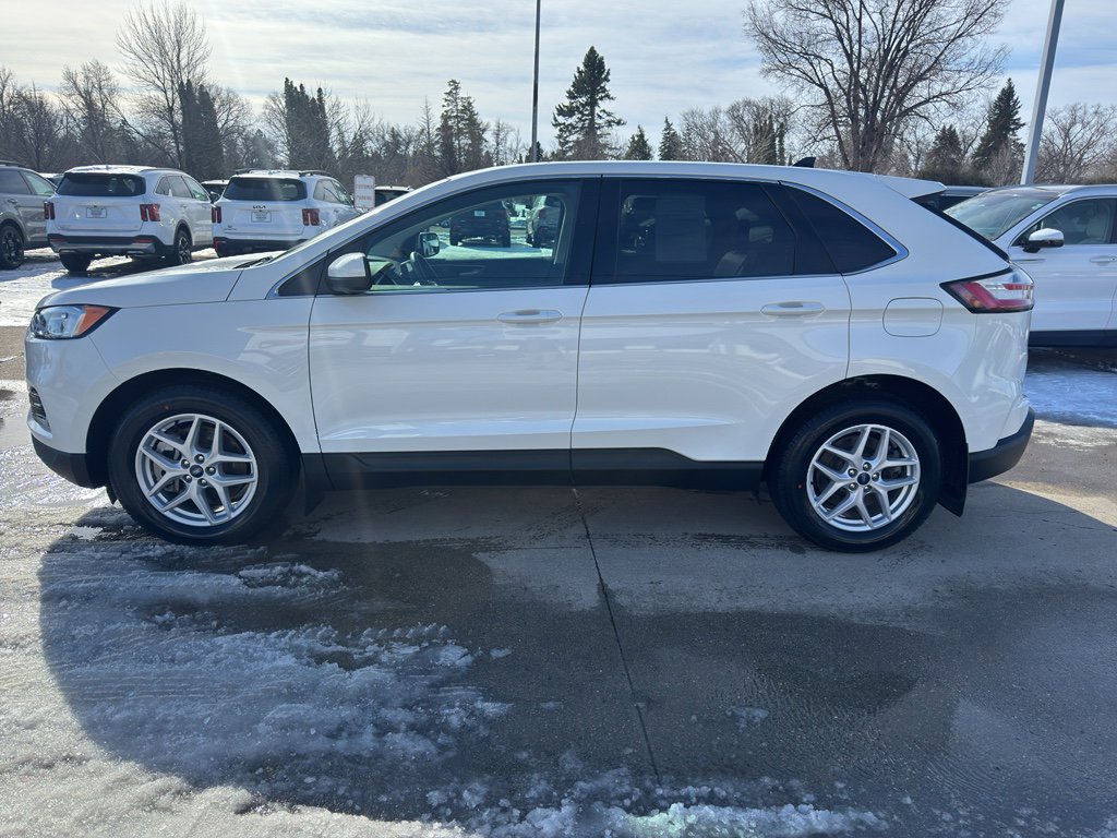 Used 2021 Ford Edge SEL w/ Convenience Package AWD/4WD image 1