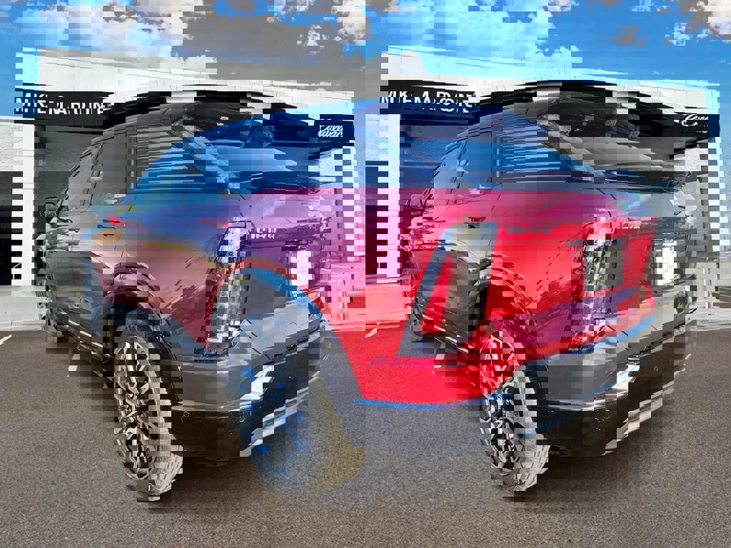 New 2026 Cadillac Optiq Sport 1 image 4