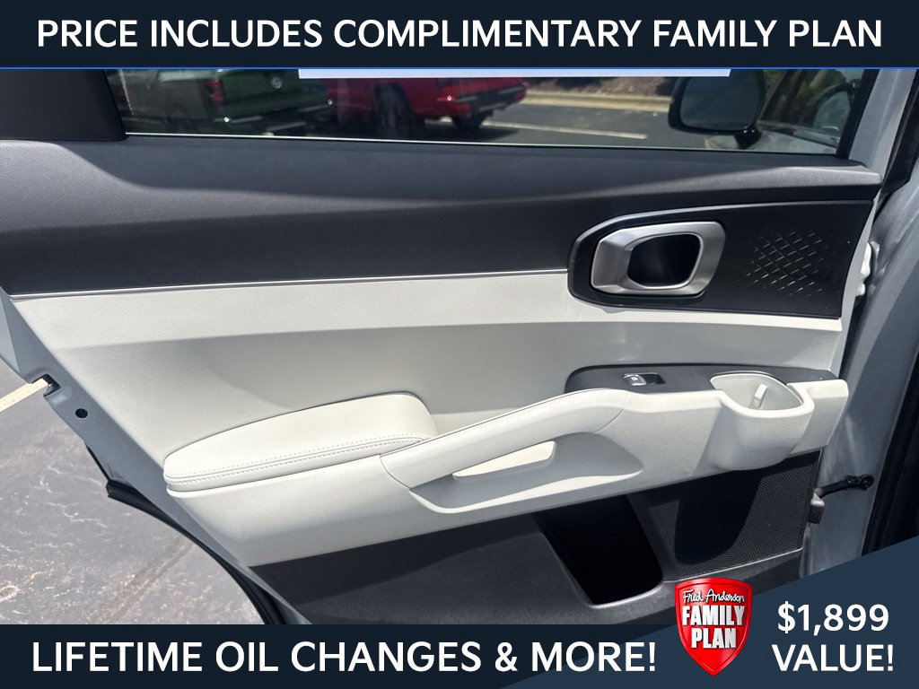 New 2026 Kia Sorento S w/ S Panoramic Sunroof Package FWD image 13