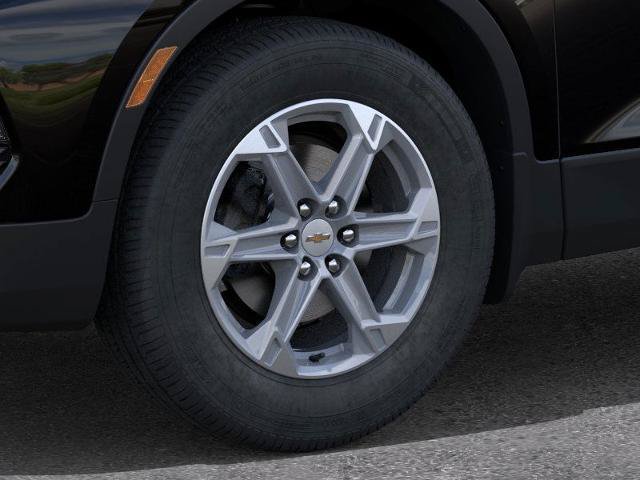 Used 2025 Chevrolet Blazer LT w/ Driver Confidence Package FWD image 9