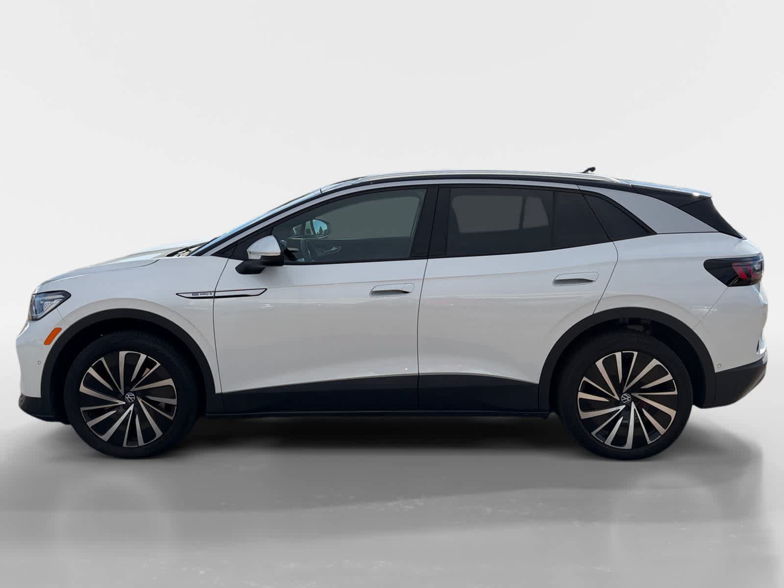 Used 2023 Volkswagen ID.4 Pro S Plus AWD/4WD image 2