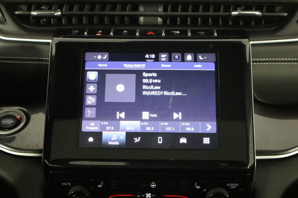 Used 2023 Jeep Grand Cherokee Altitude AWD/4WD image 29