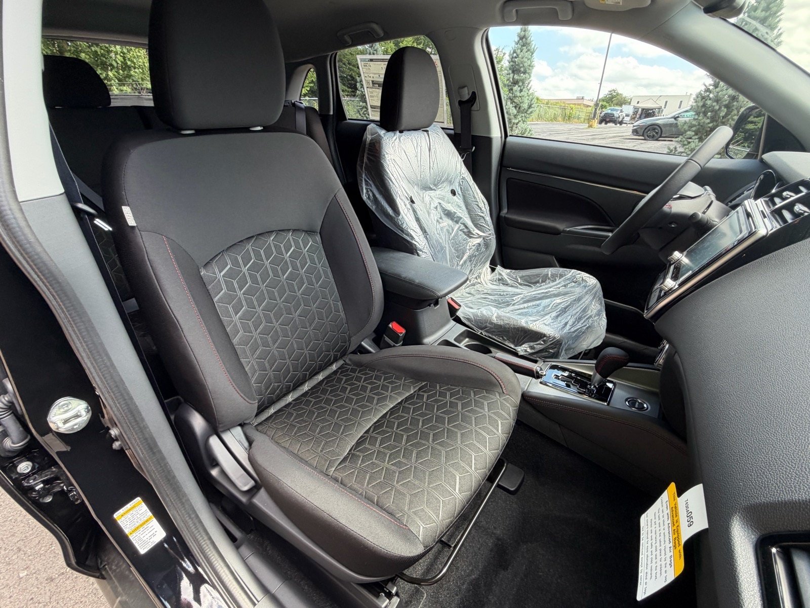 New 2026 Mitsubishi Outlander Sport LE AWD/4WD image 12