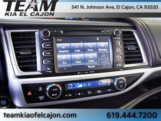 Used 2017 Toyota Highlander Limited Platinum image 28