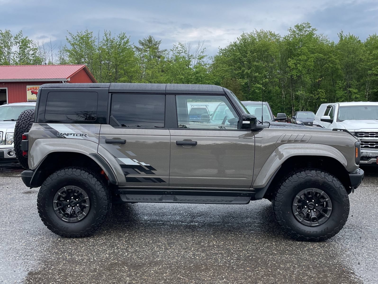 Used 2025 Ford Bronco Raptor AWD/4WD image 4