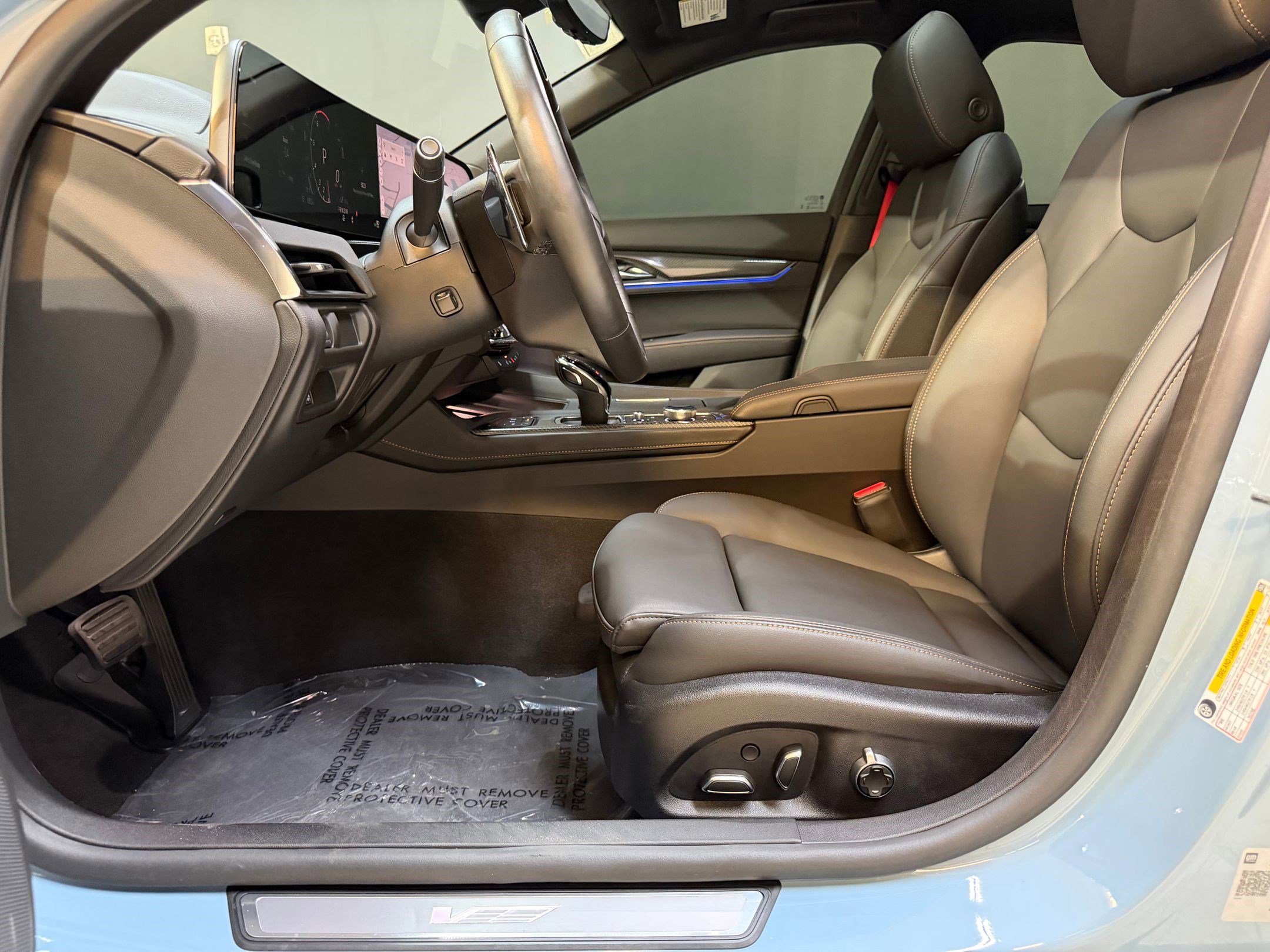 Certified 2025 Cadillac CT5 V RWD image 5