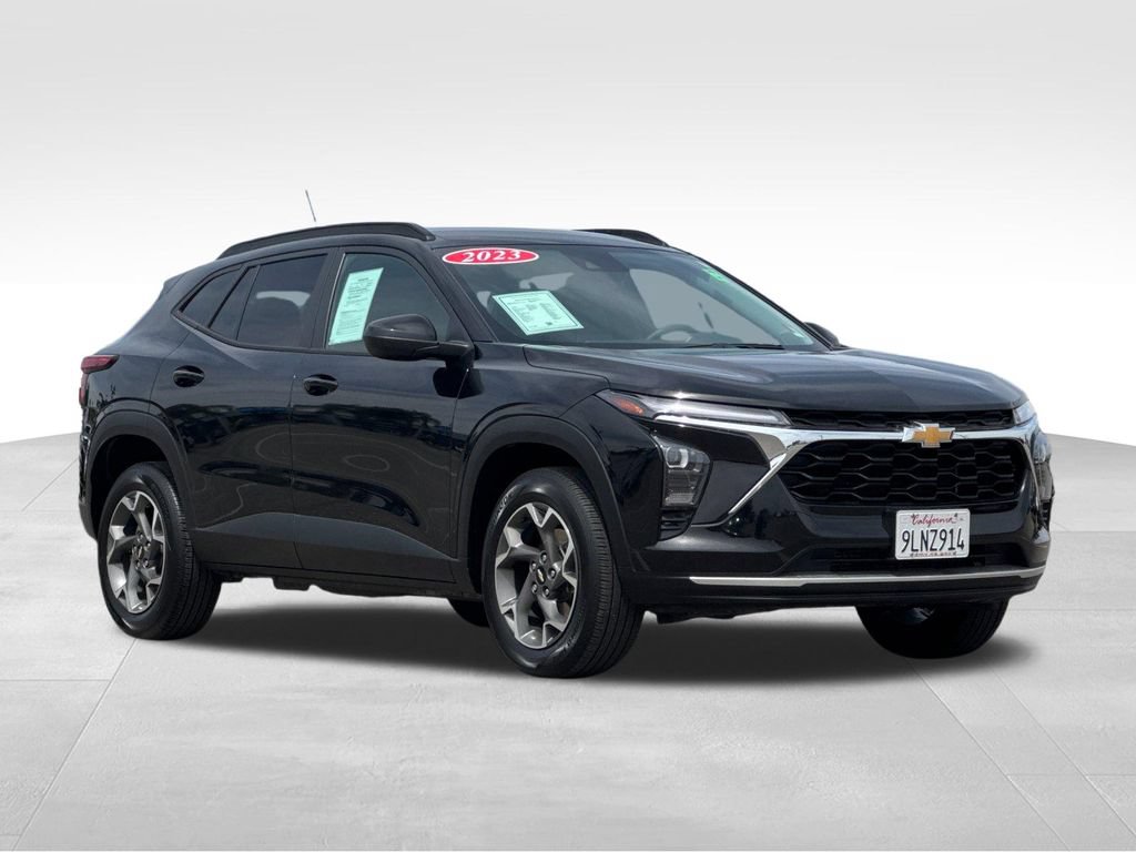 Used 2024 Chevrolet Trax LT FWD image 7
