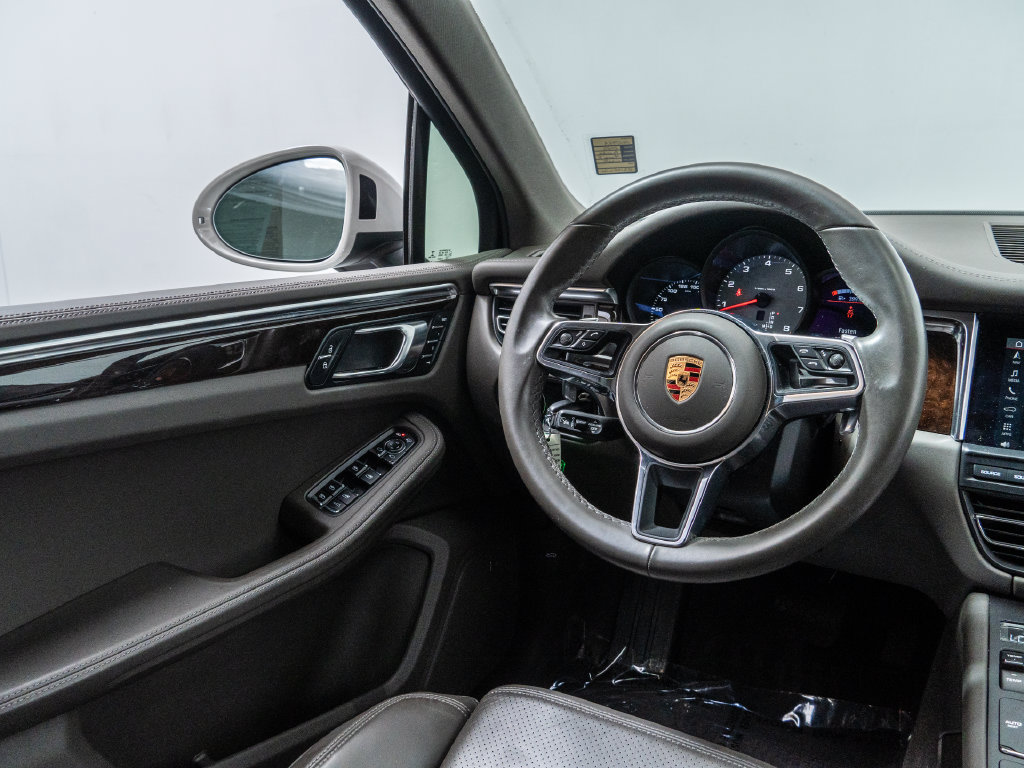 Used 2020 Porsche Macan S AWD/4WD image 34