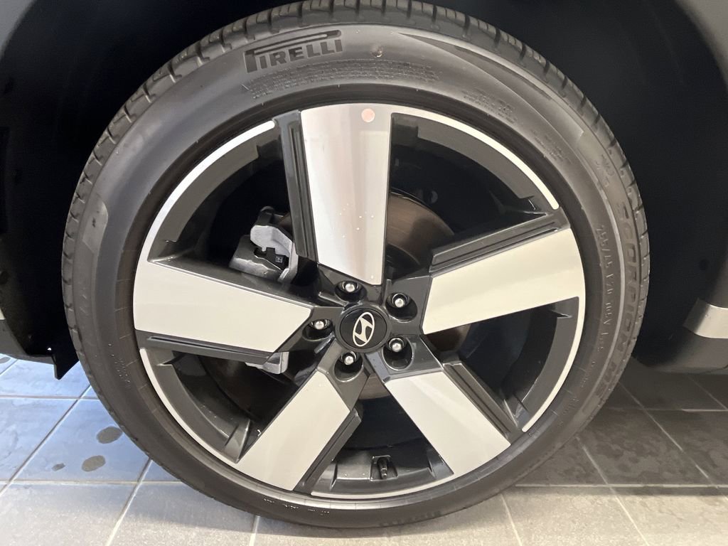 New 2024 Hyundai Santa Fe Limited image 9