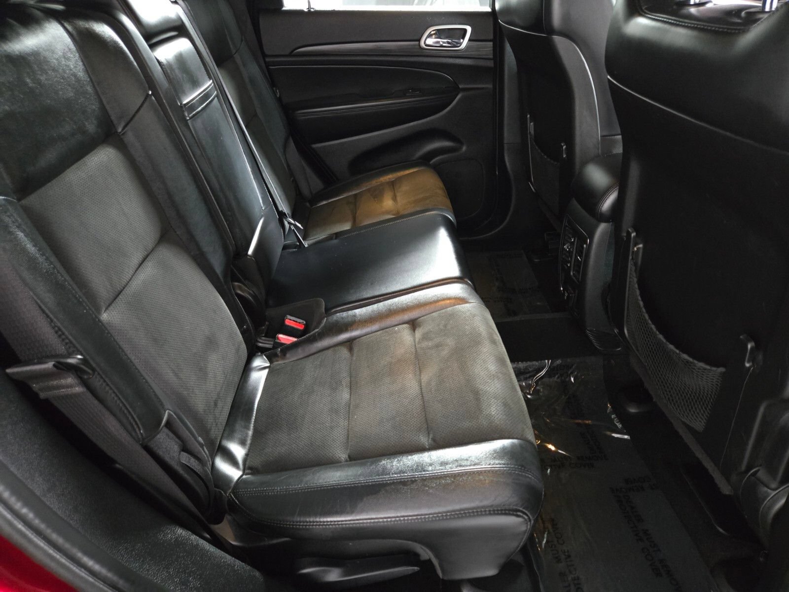 Used 2022 Jeep Grand Cherokee Laredo AWD/4WD image 17