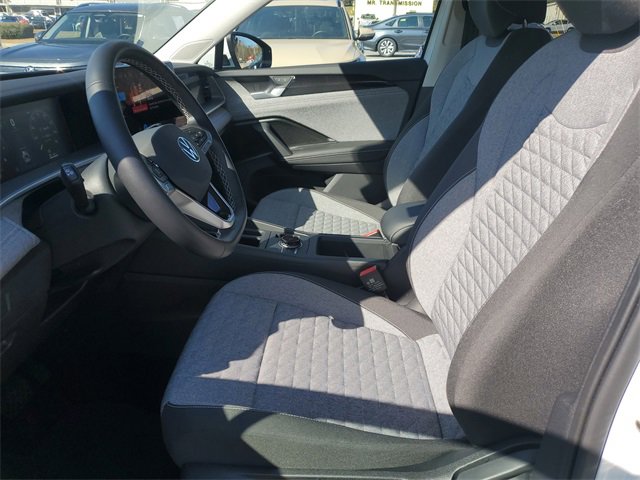 Certified 2025 Volkswagen Tiguan S image 17