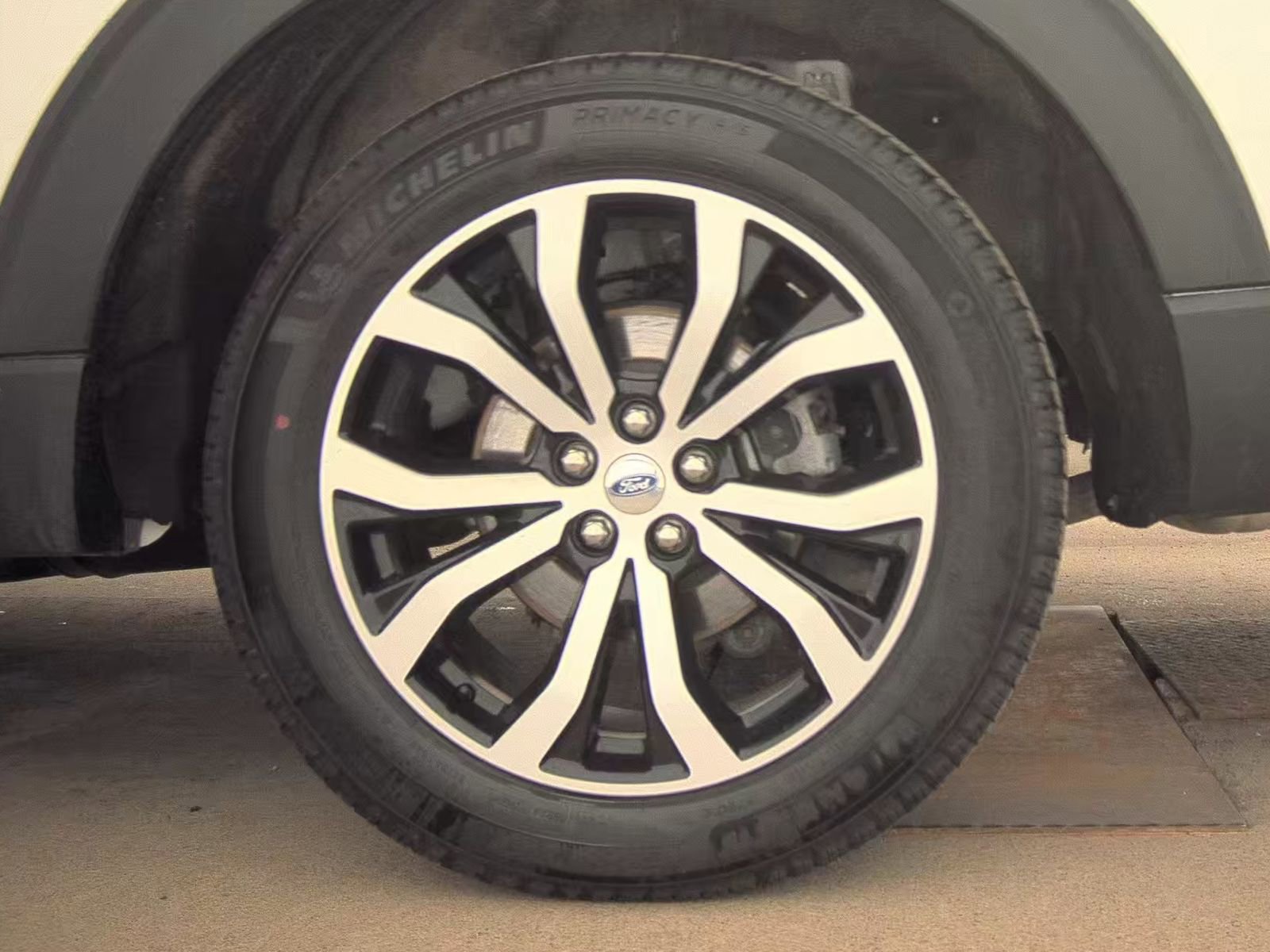 Used 2025 Ford Explorer ST-Line AWD/4WD image 14