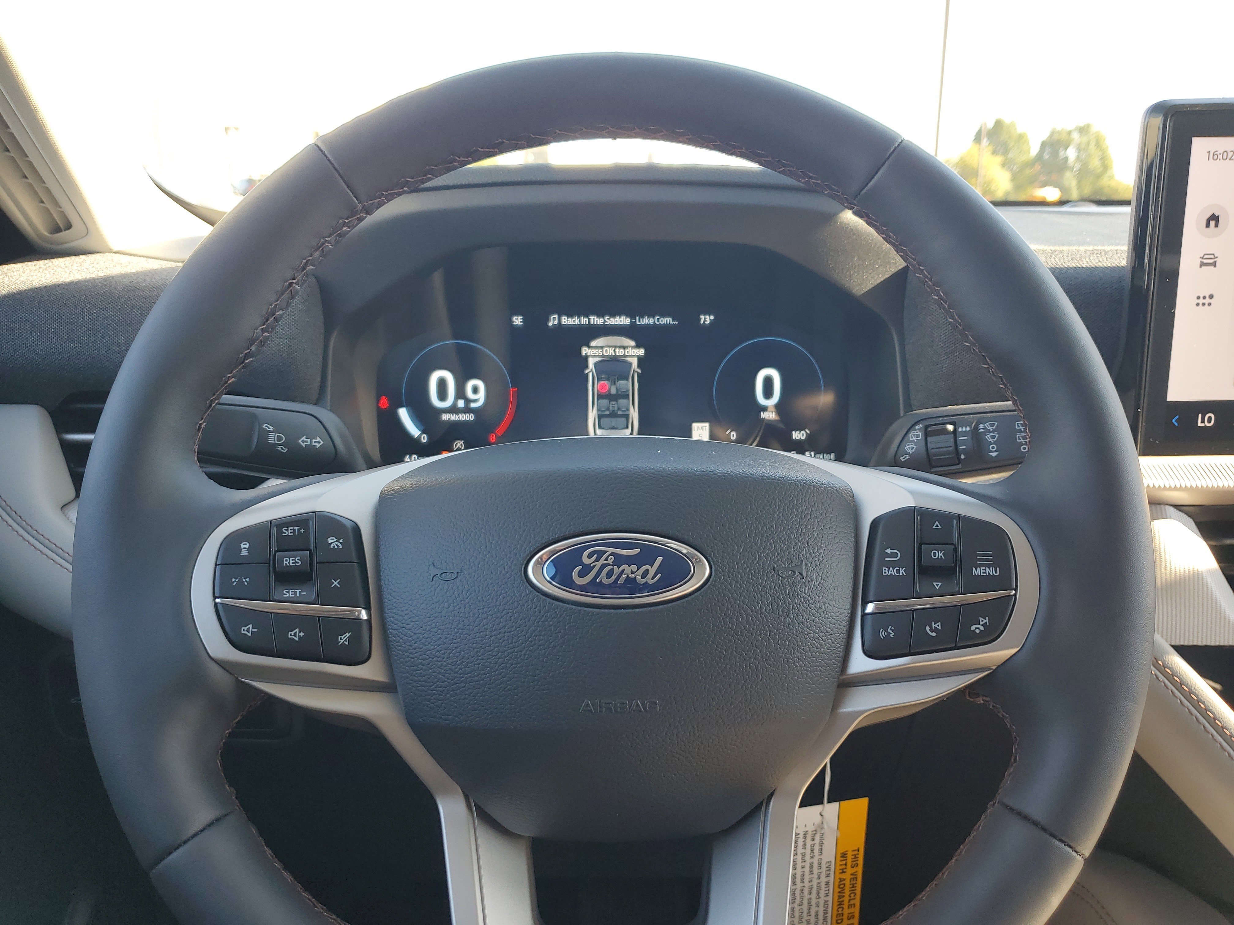 New 2025 Ford Explorer Active w/ Active Comfort Package image 22