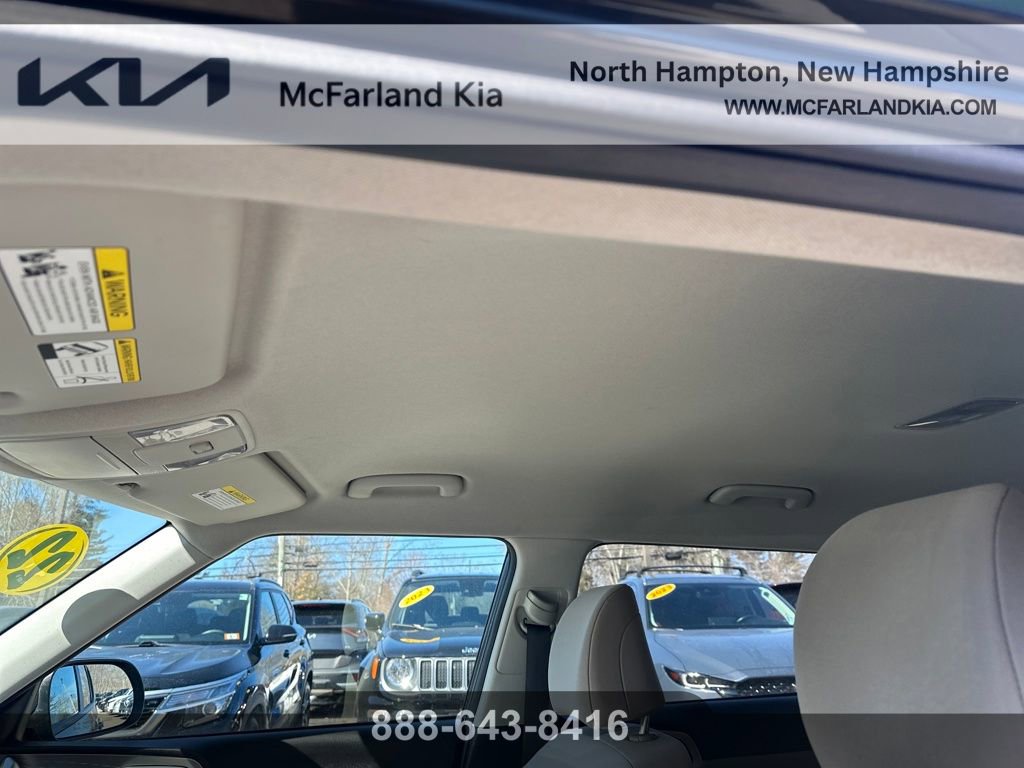 Used 2022 Kia Soul LX image 23