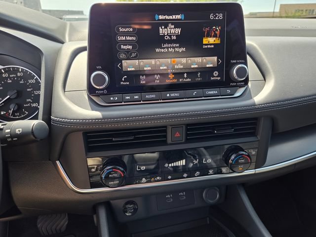 New 2026 Nissan Rogue SV w/ Cold Weather Package AWD/4WD image 19